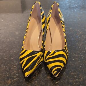 Yellow and Black Zebra Print Women's Heels -NWOT